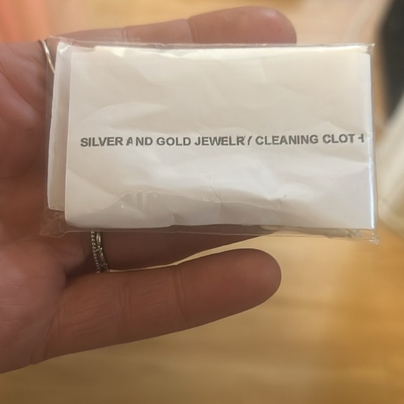 Swarovski pave paperclip necklace - Picture 13 of 13